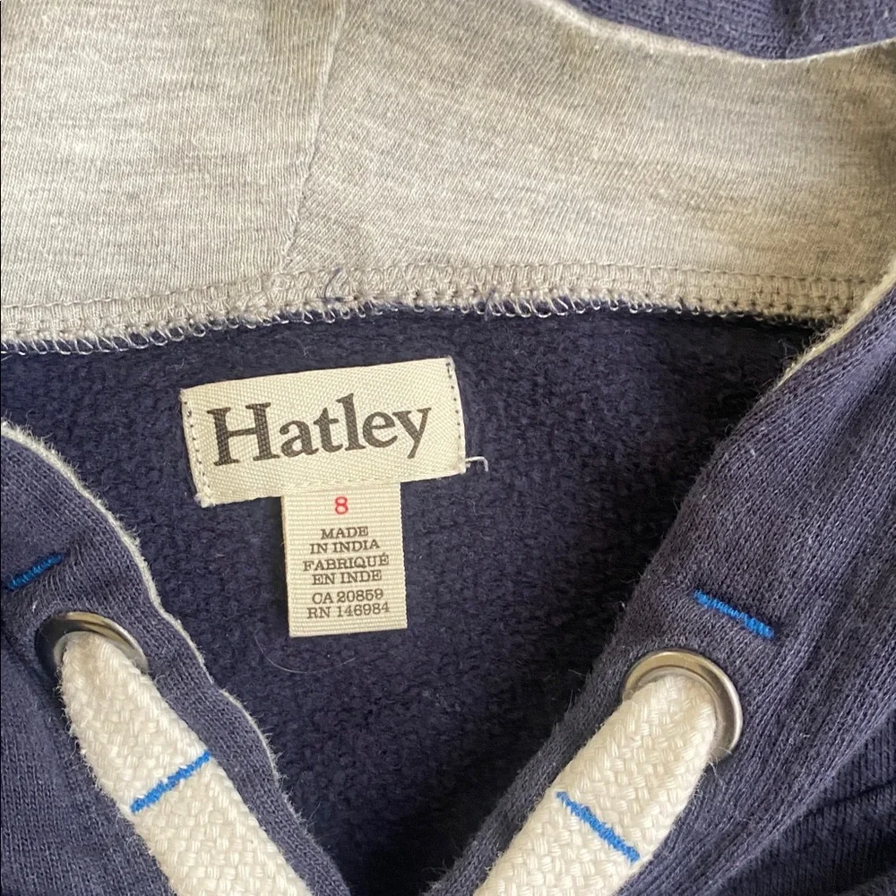 Hatley sweatshirt in size 8 - Picture 3 of 3